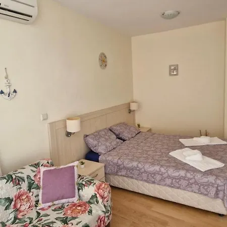 D3 Dea -sozopol Apartmán *
